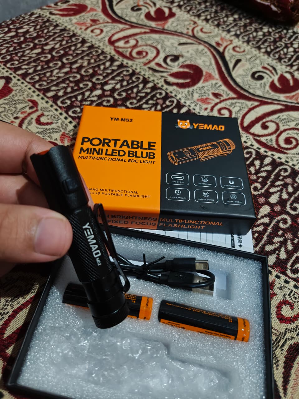 YEMAO YM-M52 Portable Mini LED Flashlight – Rechargeable EDC Torch with Magnetic Base & USB-C Charging