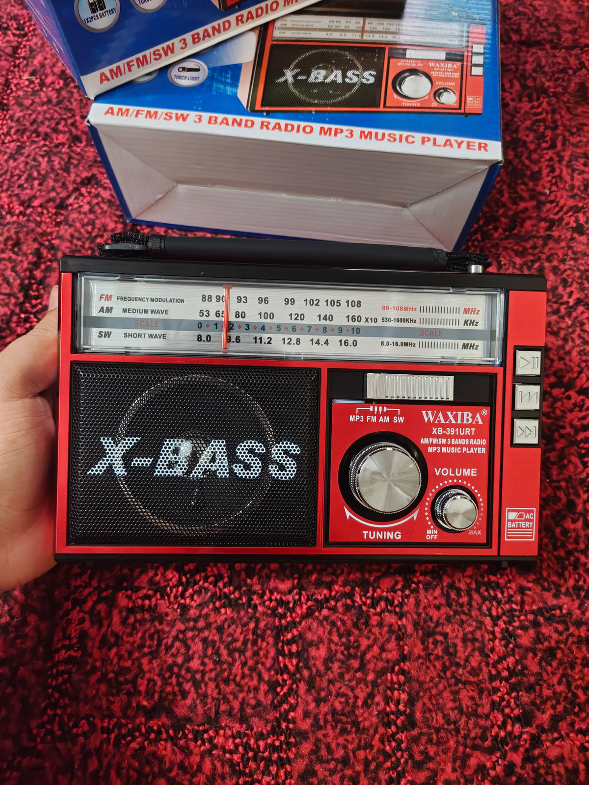 WAXIBA XB-391URT X-BASS Vintage 3-Band Radio MP3 Music Player