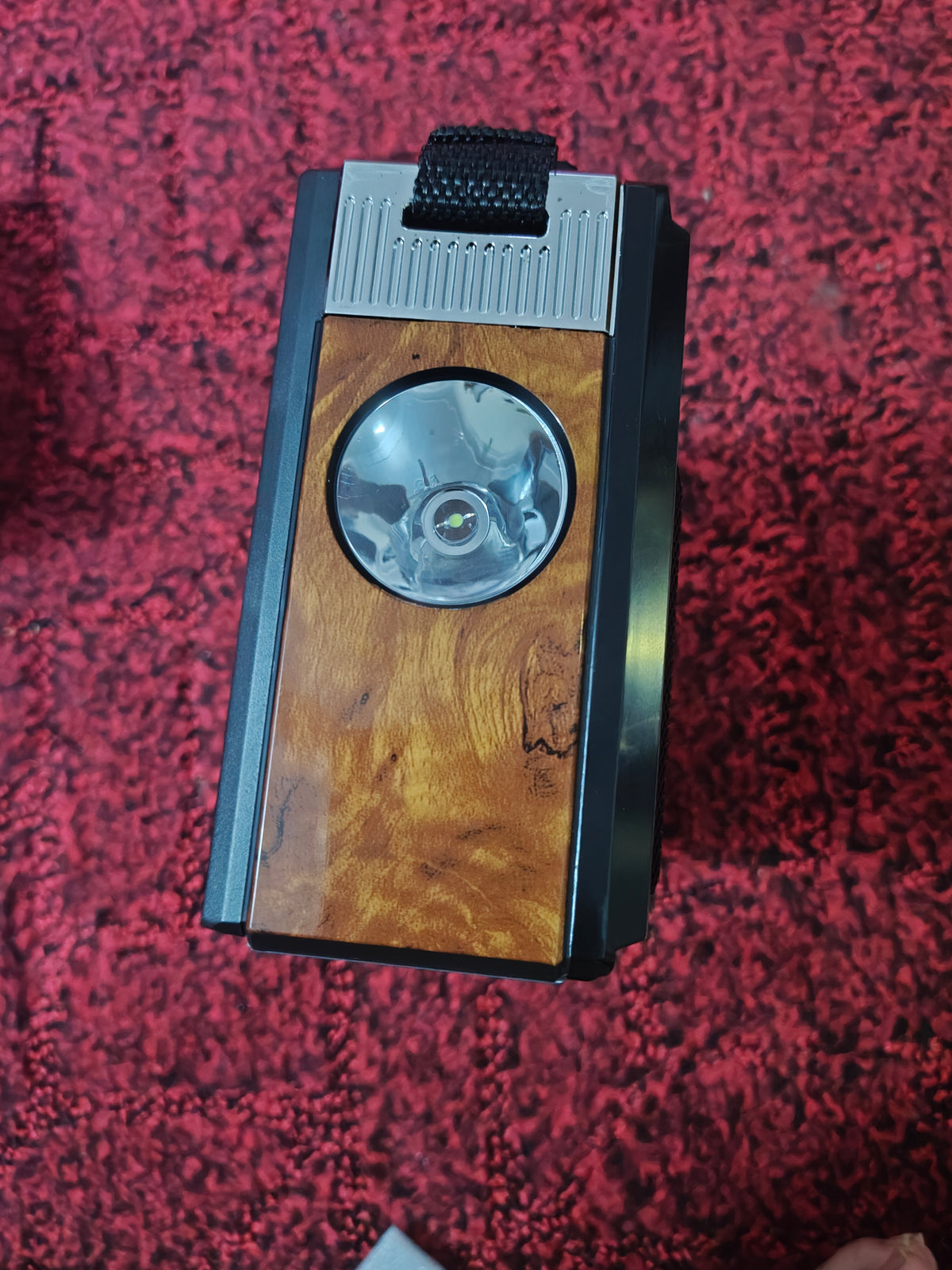 WAXIBA XB-391URT X-BASS Vintage 3-Band Radio MP3 Music Player