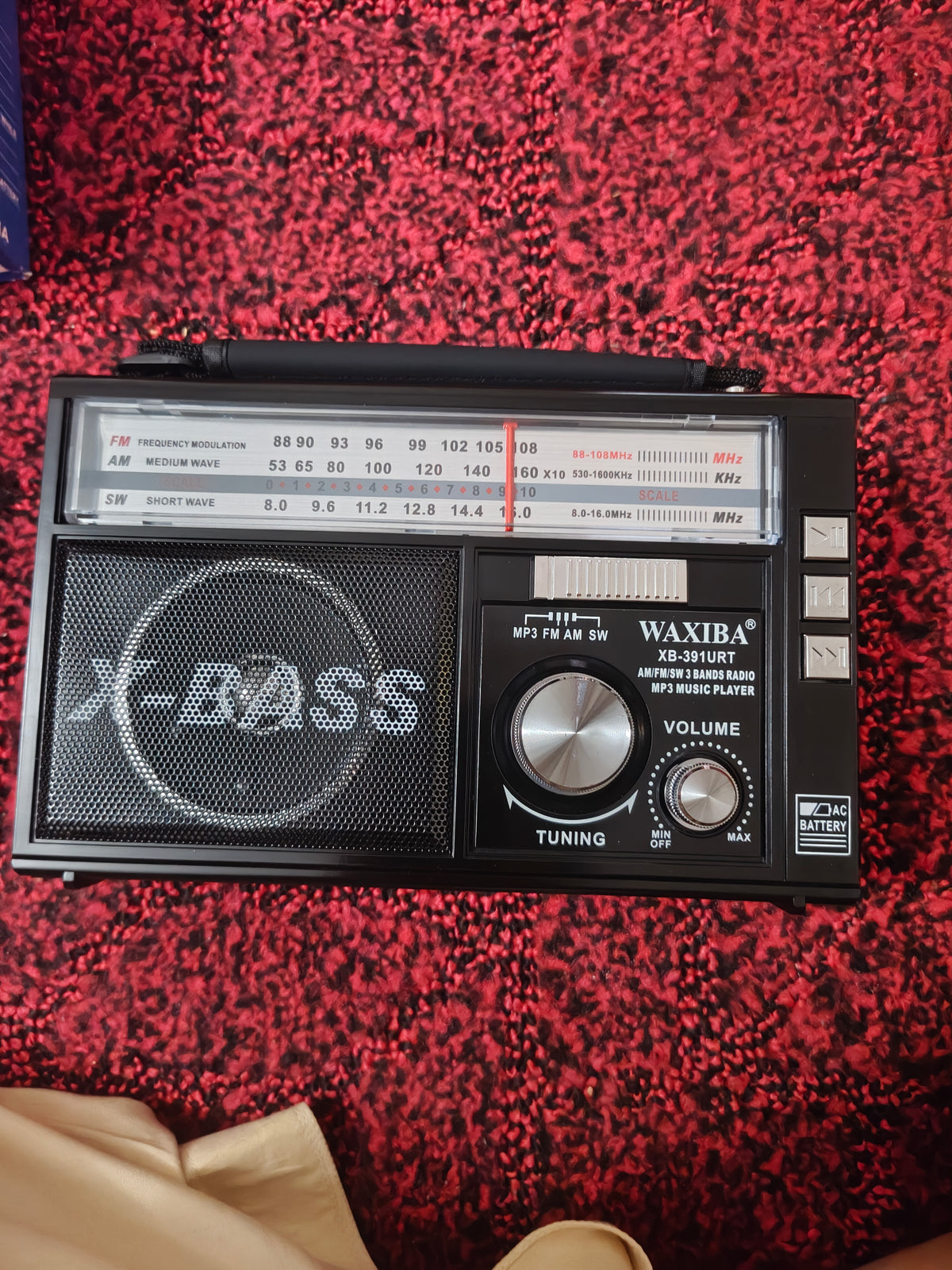 WAXIBA XB-391URT X-BASS Vintage 3-Band Radio MP3 Music Player