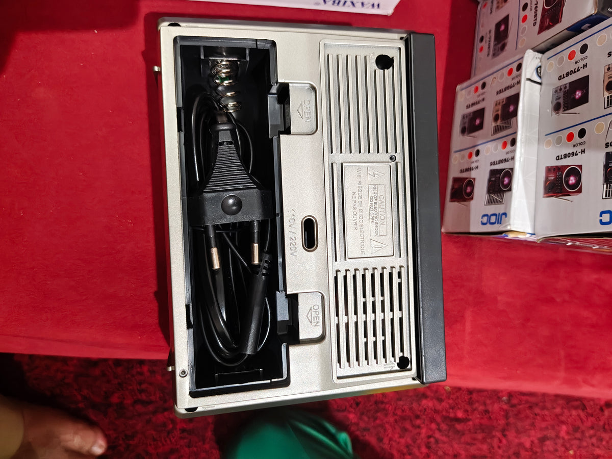 EPE FP-1366 4-Band Portable Radio – FM, AM, SW1 & SW2 |