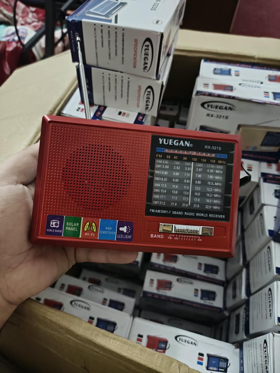 YUEGAN RX-321S Solar Radio – FM/AM/SW 1-7 Bands World Receiver with LED Light