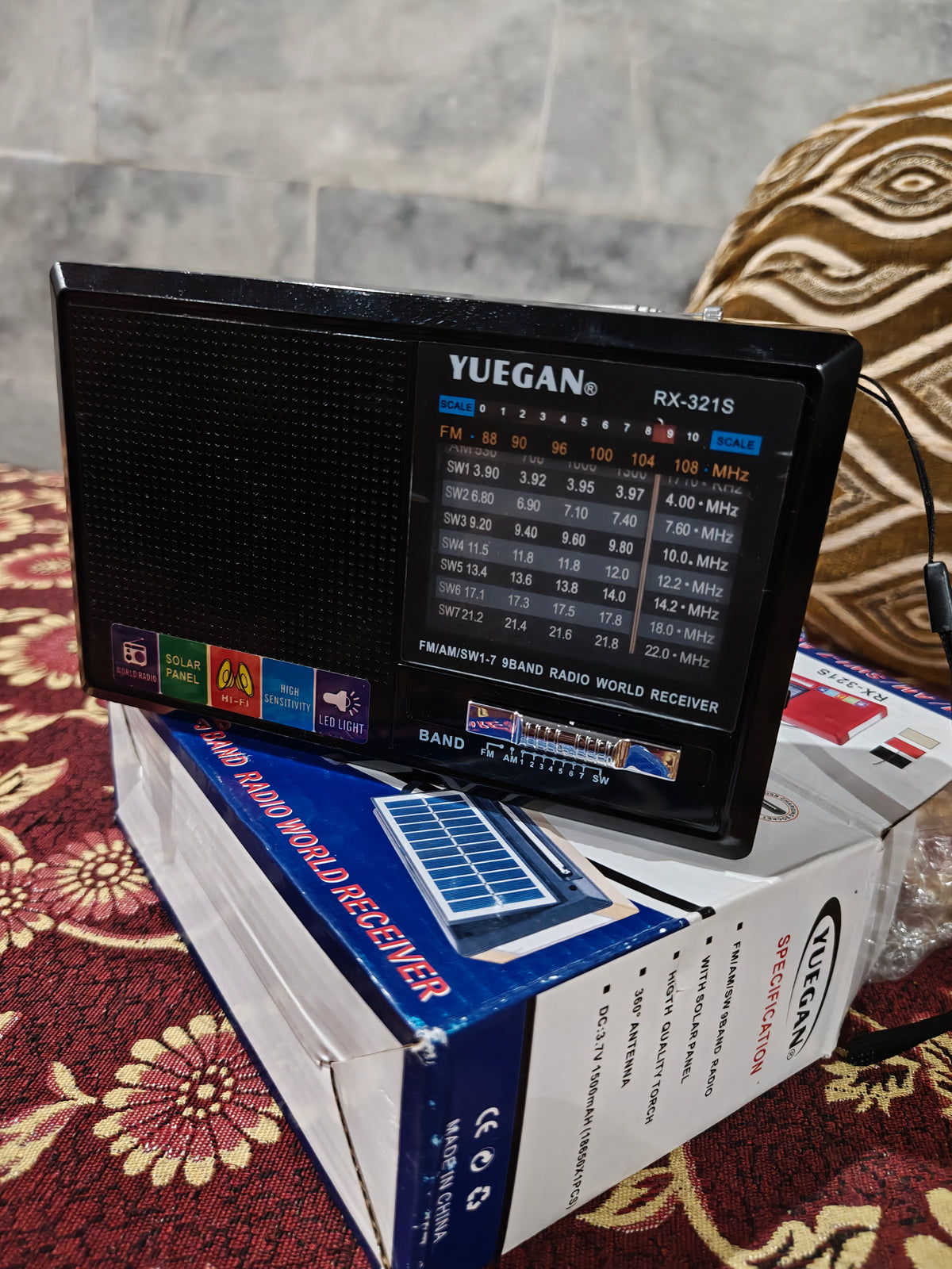 YUEGAN RX-321S Solar Radio – FM/AM/SW 1-7 Bands World Receiver with LED Light